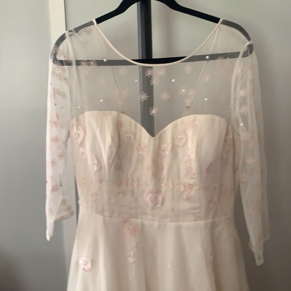 This was my dream wedding gown - Picture 2 of 3